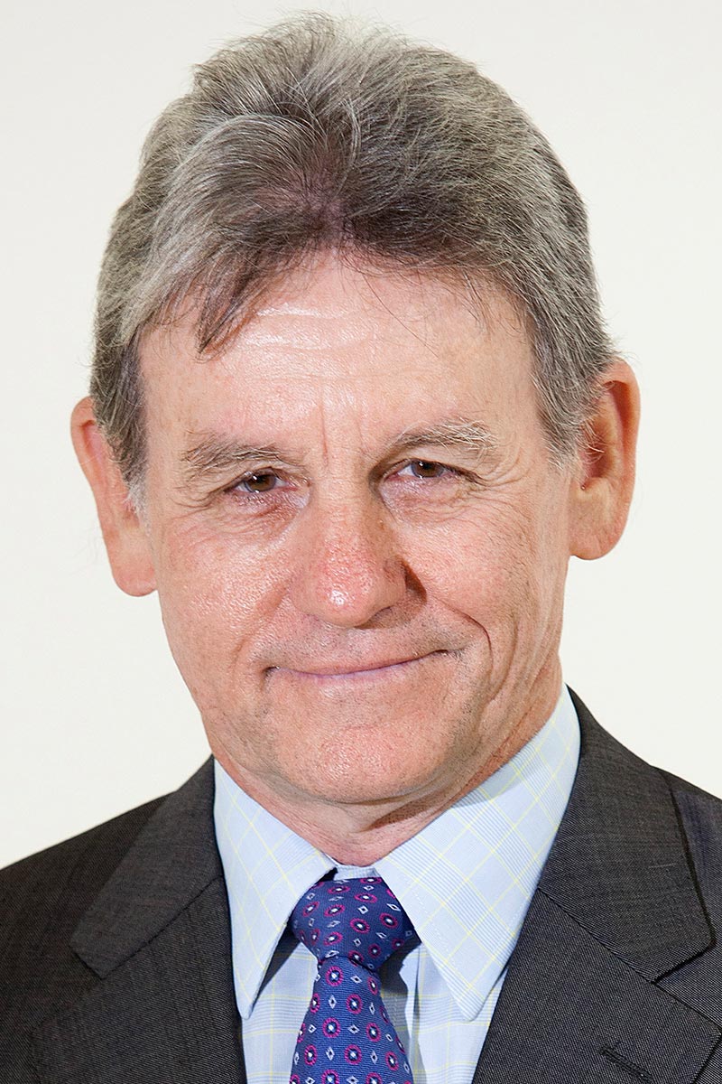 Dr Chris Farrell Dr Chris Farrell